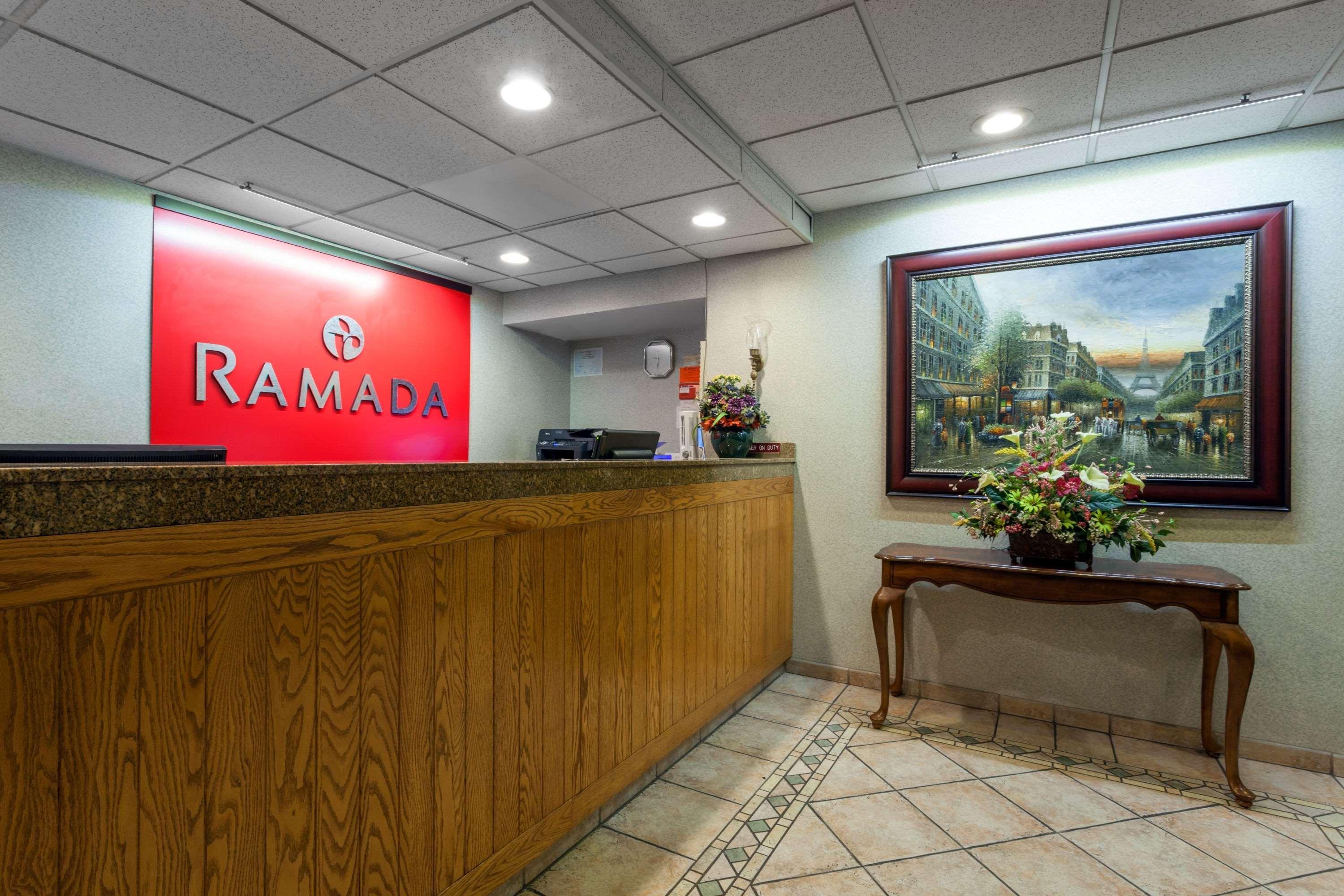 Hotel Ramada Limited Airport Tukwila Exterior foto